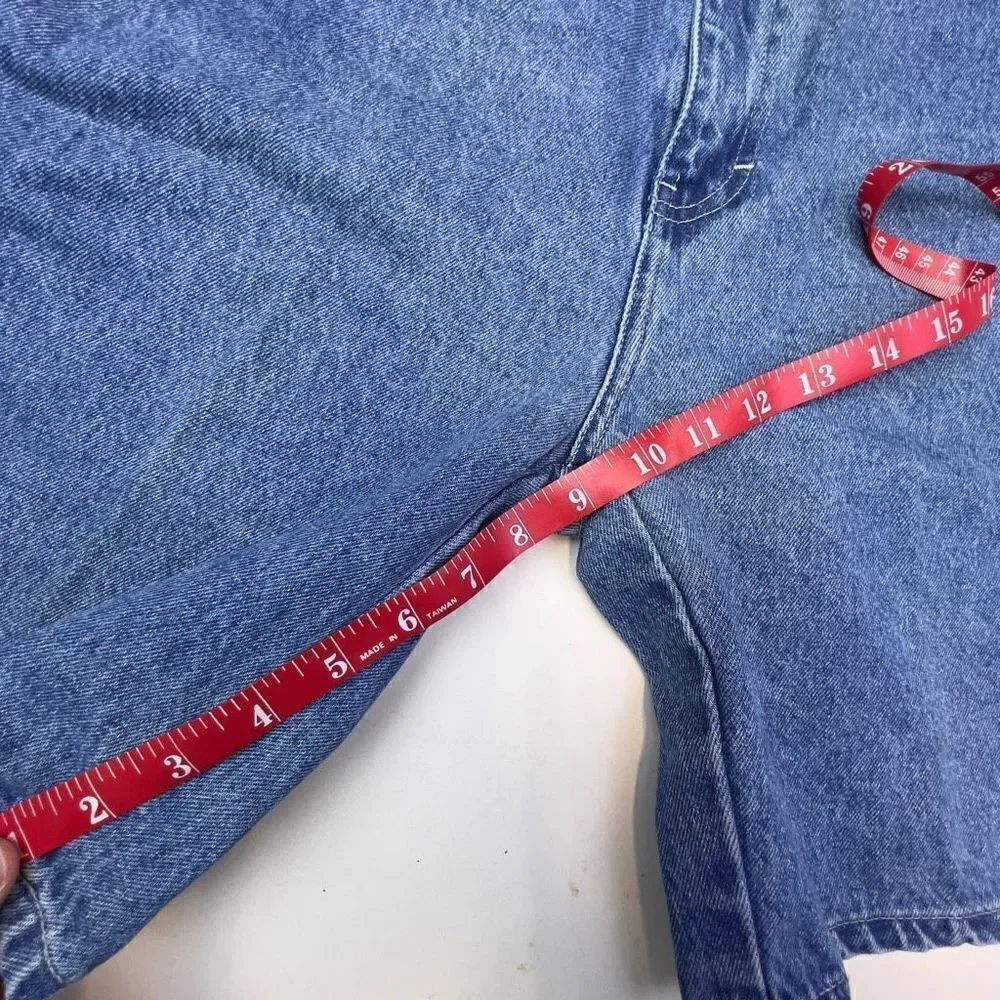 Vintage International JORDACHE Jean Shorts High Rise Blue Denim 9” inseam 14 NWT